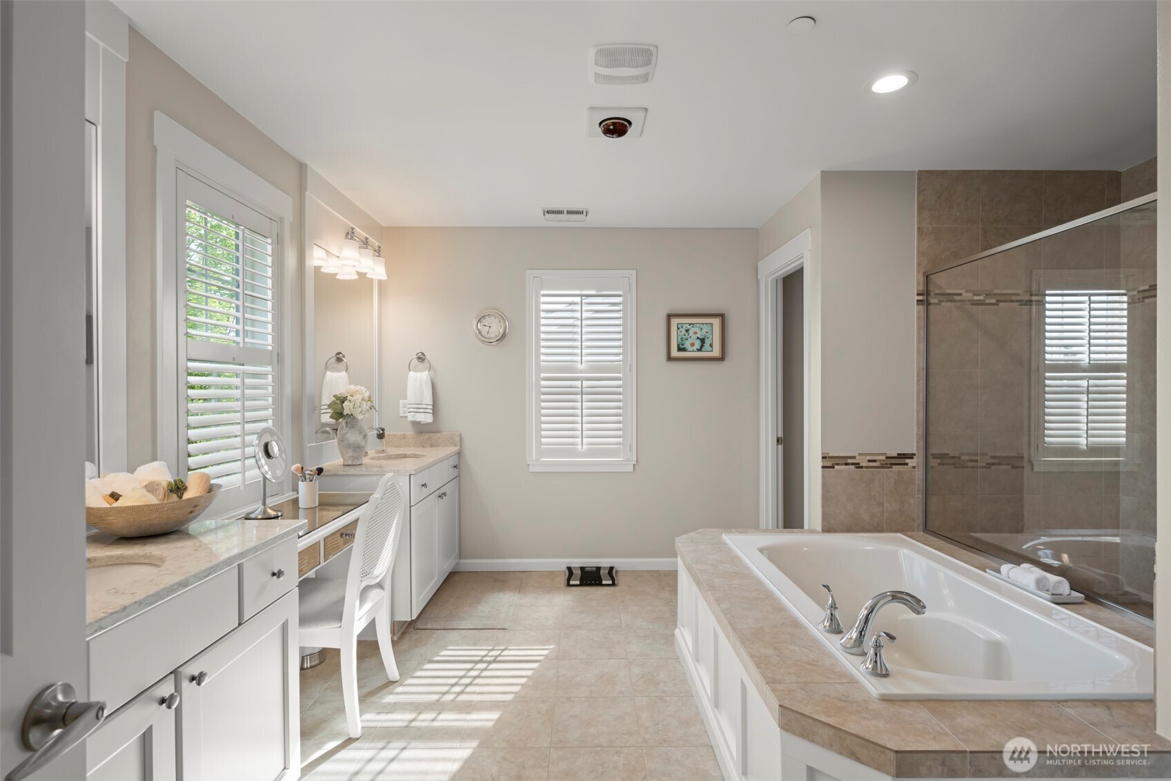17727 NE 113th Way , Redmond, WA 98052