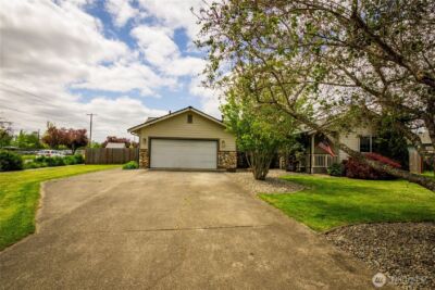 10001 Beth Court SE, Yelm, WA 98597 - Photo 5