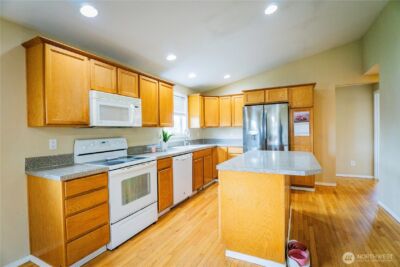 10001 Beth Court SE, Yelm, WA 98597 - Photo 21