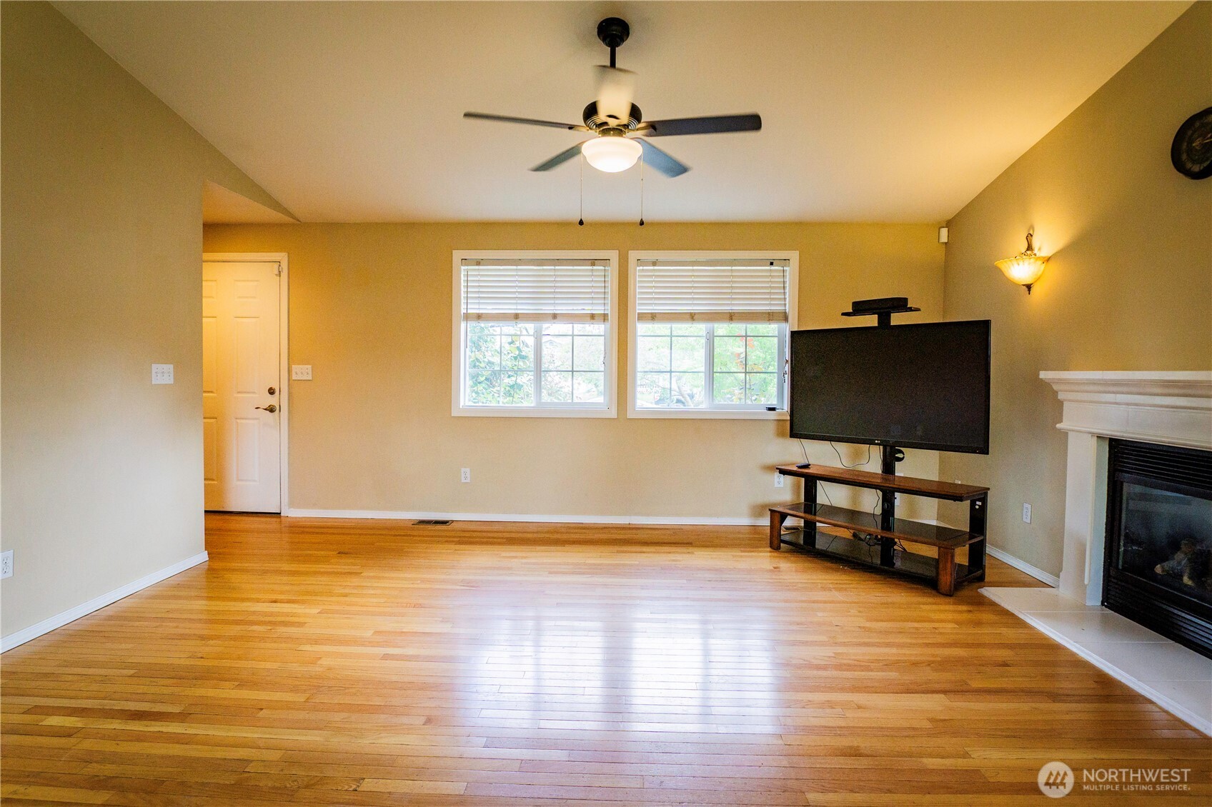 10001 Beth Court SE, Yelm, WA 98597