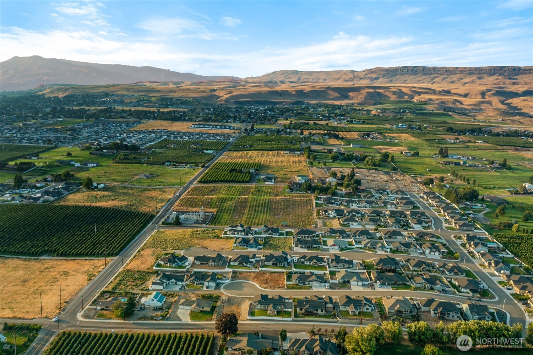 2571 Paisley Street SE, East Wenatchee, WA 98802