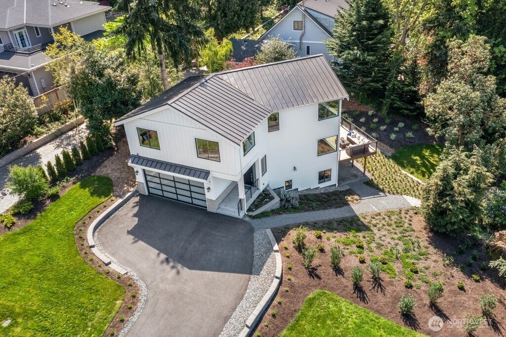 13643 SE 10th Street SE, Bellevue, WA 98005