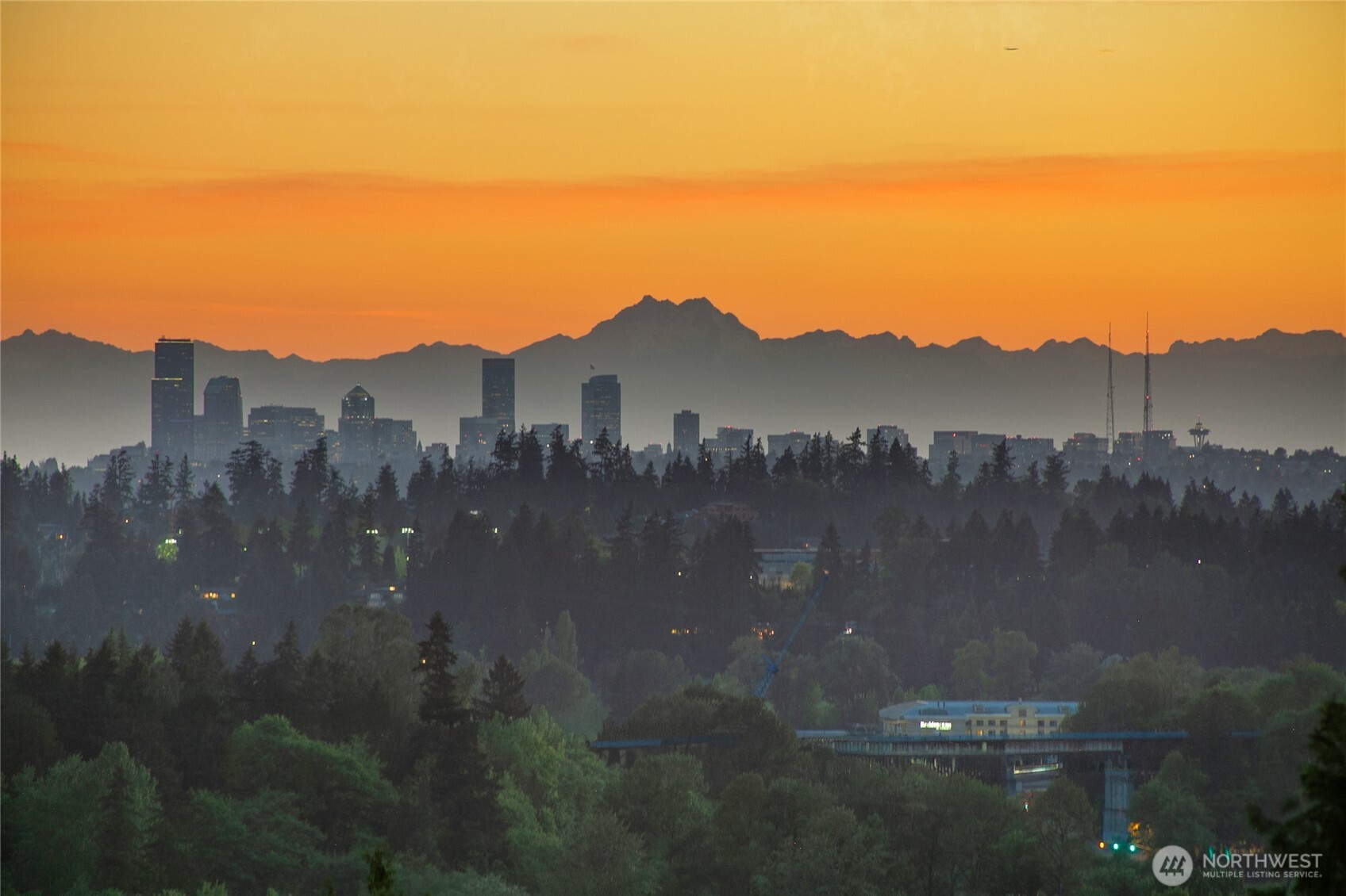 13643 SE 10th Street SE, Bellevue, WA 98005