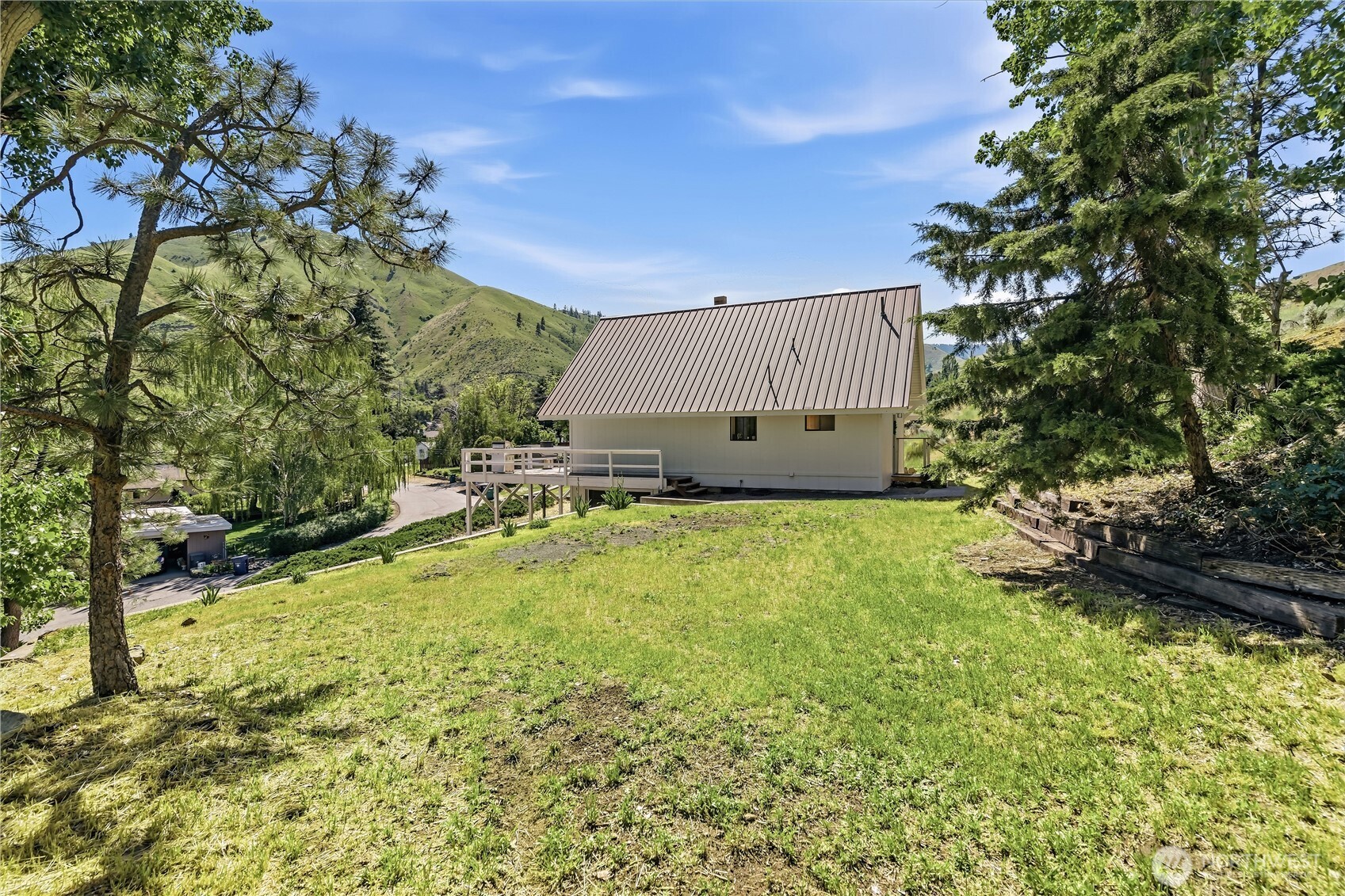410 Shady Lane , Wenatchee, WA 98801
