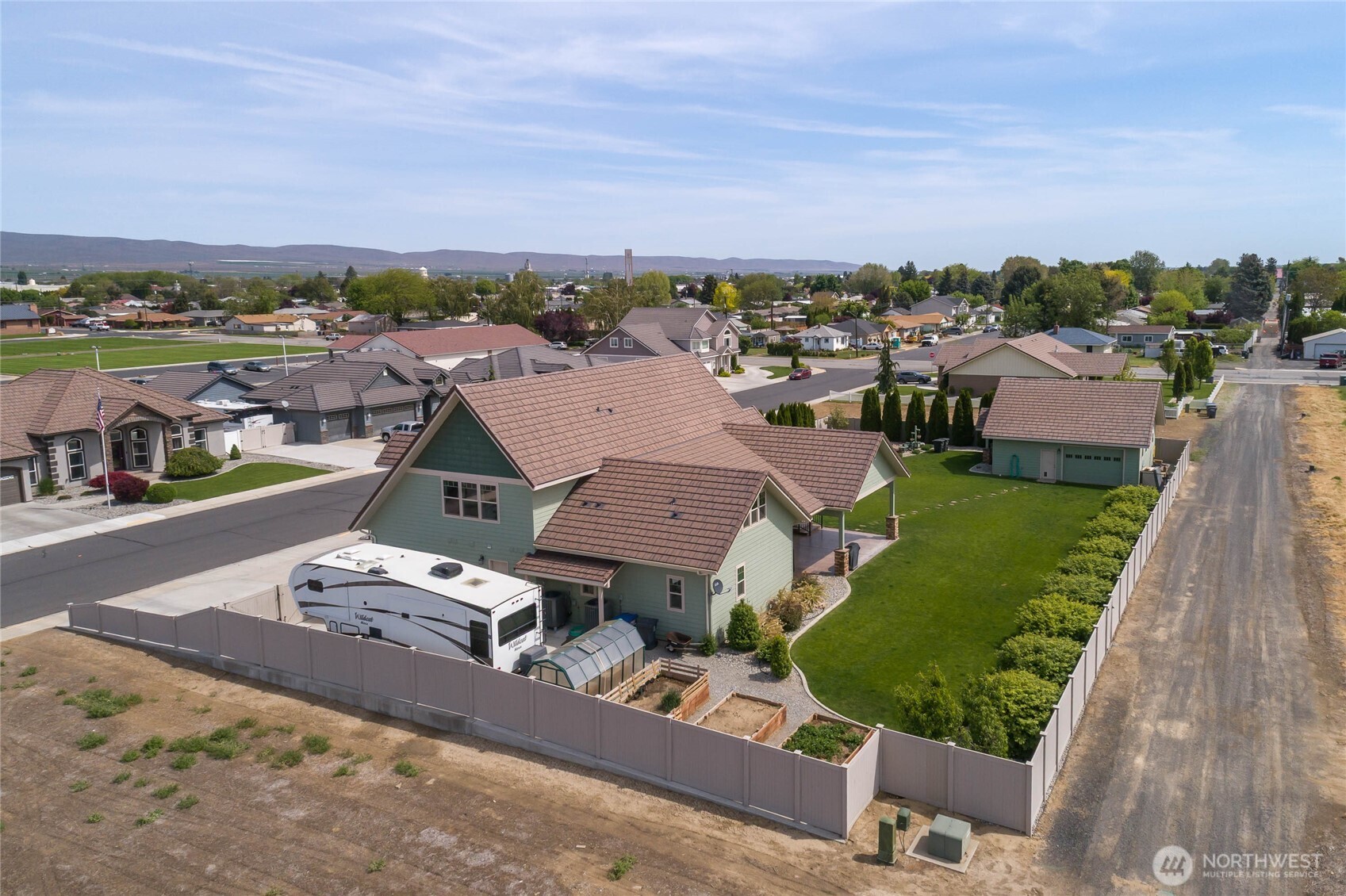 726 L Street SW, Quincy, WA 98848