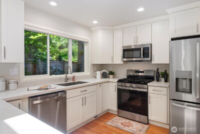 3320 165th Place NE, Bellevue, WA 98008 - Photo 12