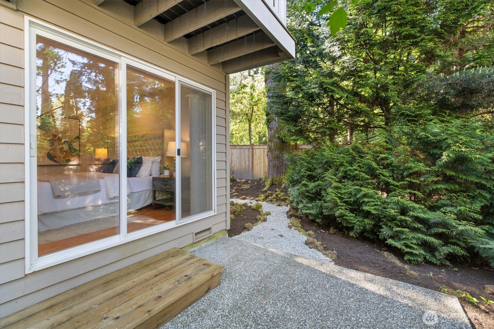 3320 165th Place NE, Bellevue, WA 98008