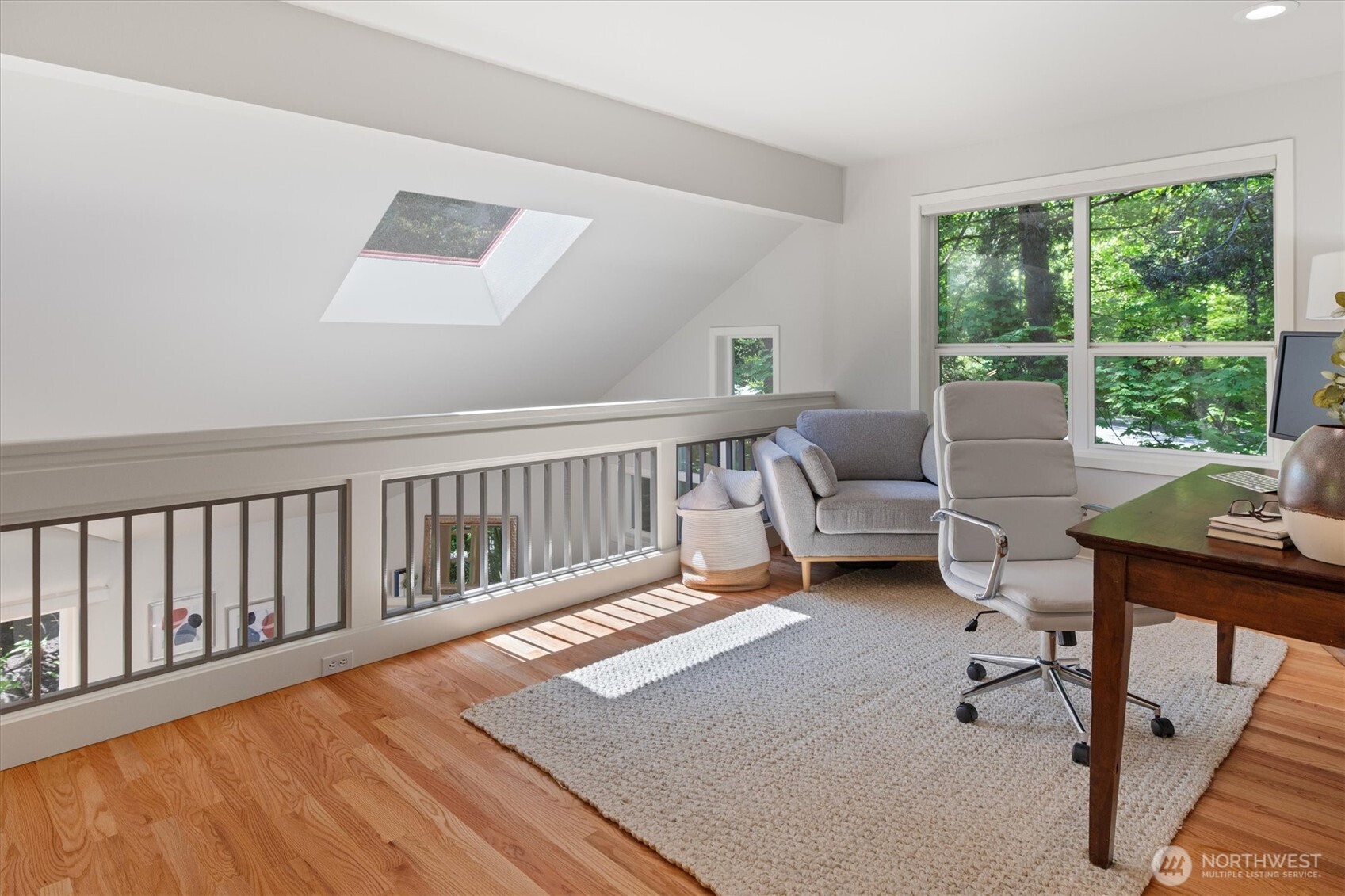 3320 165th Place NE, Bellevue, WA 98008
