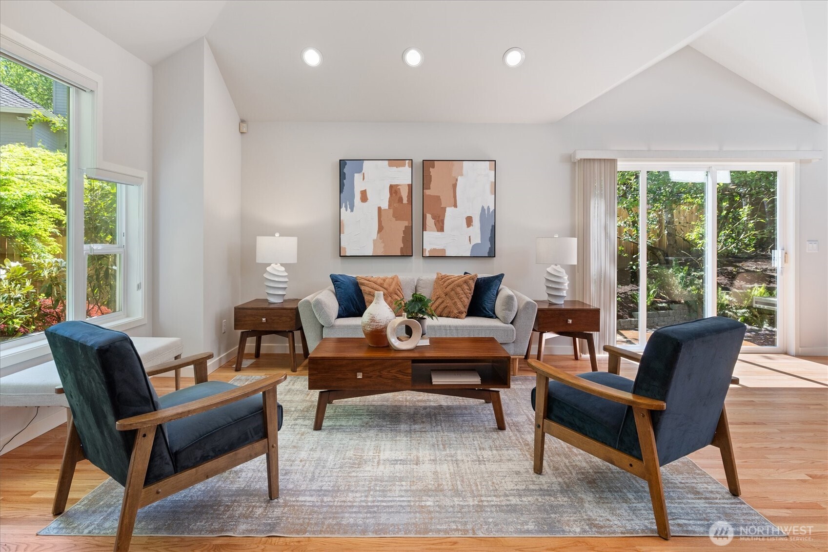 3320 165th Place NE, Bellevue, WA 98008