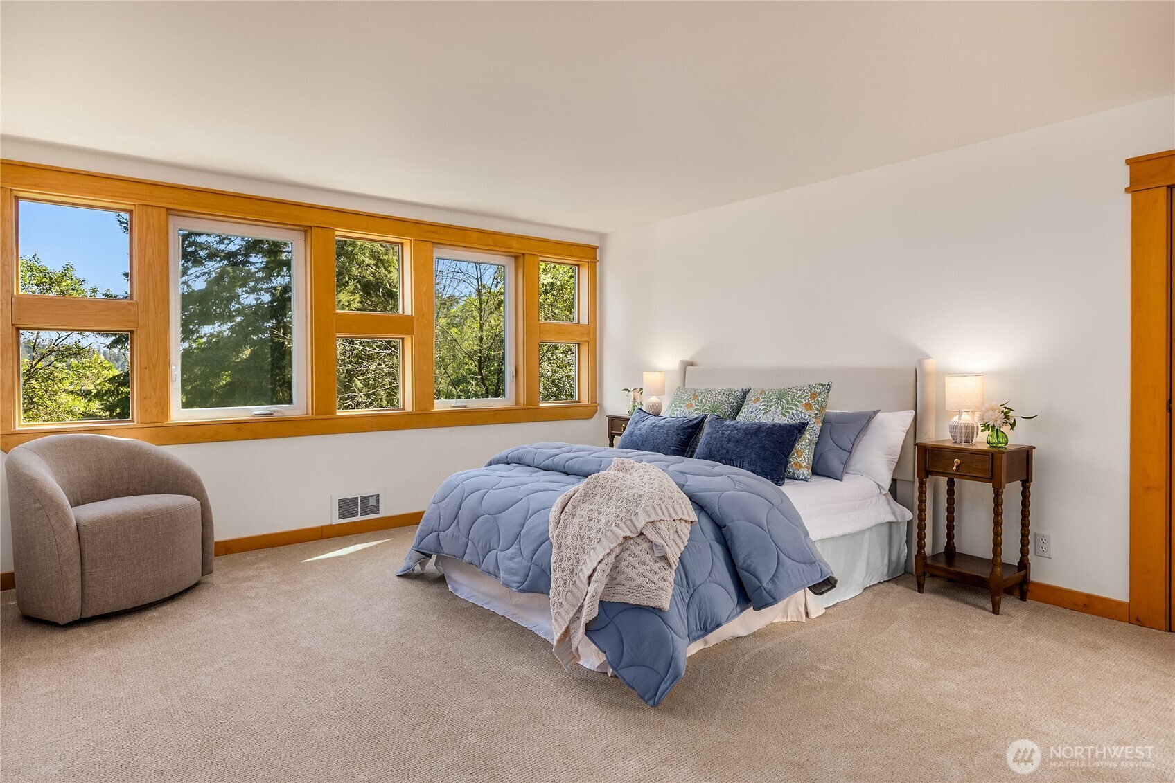 6420 NE Tara Lane , Bainbridge Island, WA 98110