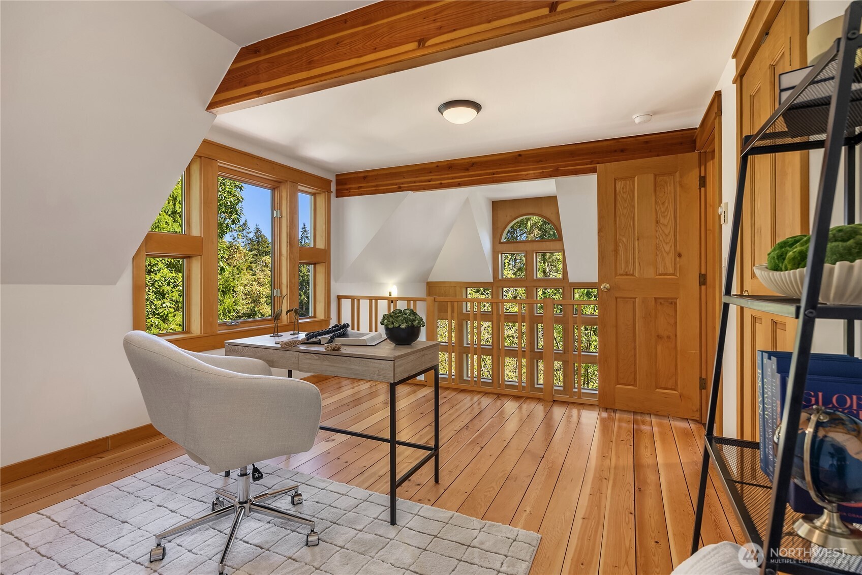 6420 NE Tara Lane , Bainbridge Island, WA 98110
