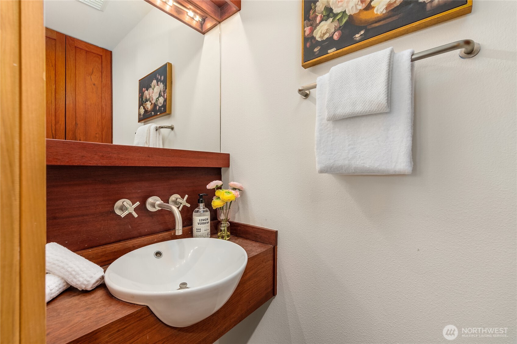 6420 NE Tara Lane , Bainbridge Island, WA 98110