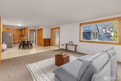 6420 NE Tara Lane , Bainbridge Island, WA 98110 - Photo 28