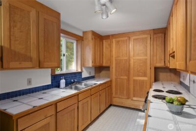 6420 NE Tara Lane , Bainbridge Island, WA 98110 - Photo 30