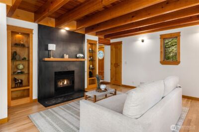 6420 NE Tara Lane , Bainbridge Island, WA 98110 - Photo 4