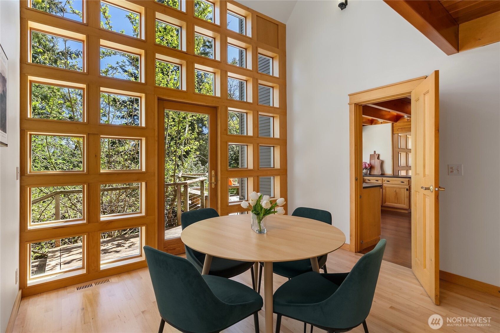 6420 NE Tara Lane , Bainbridge Island, WA 98110