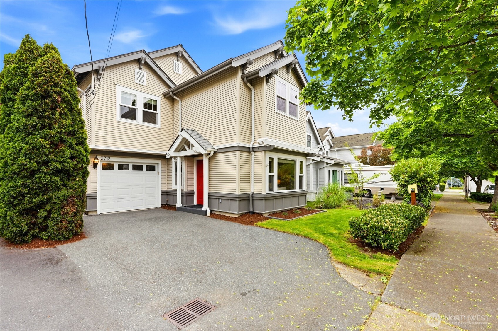 2712 S Irving Street , Seattle, WA 98144