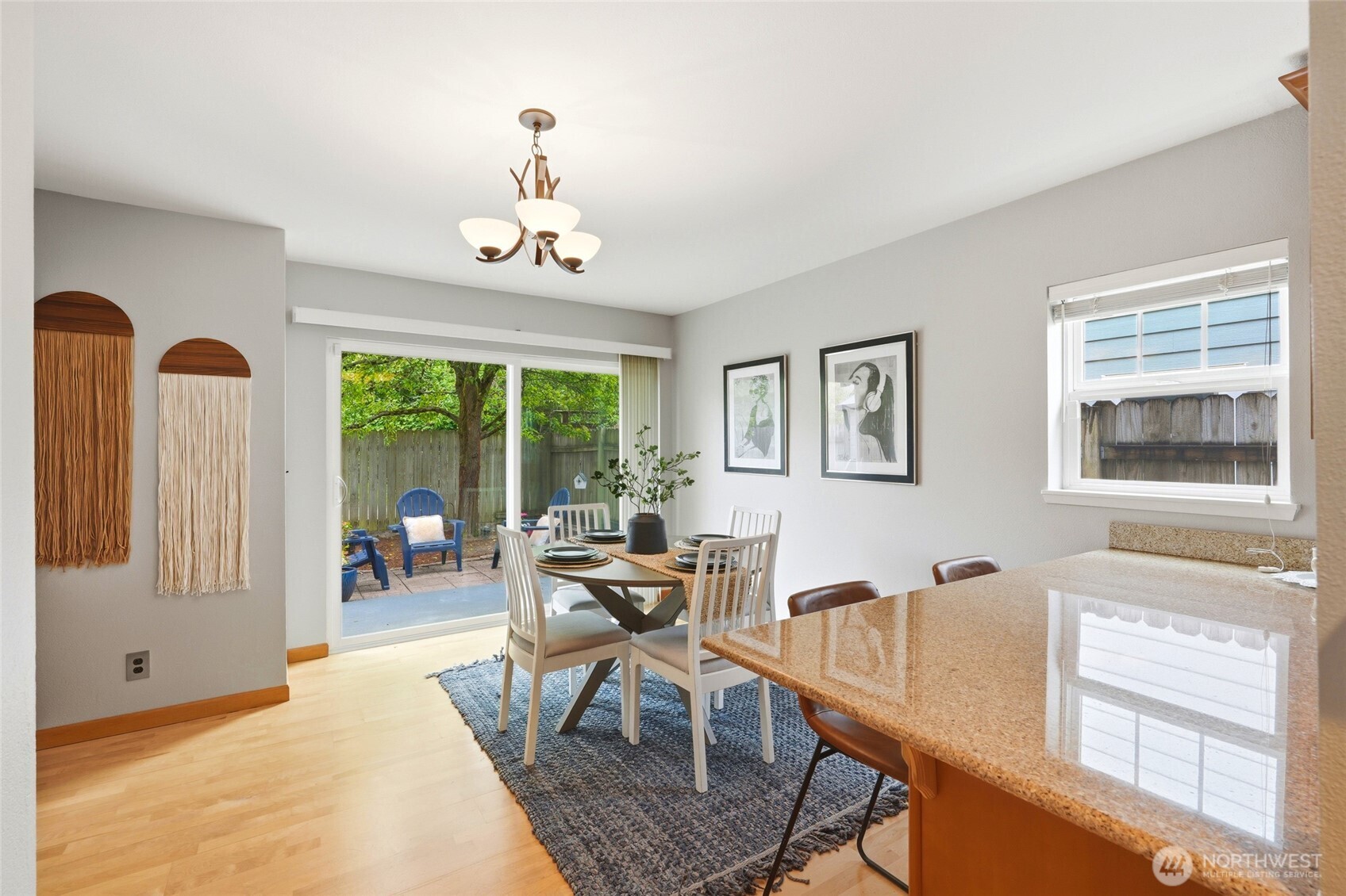 2712 S Irving Street , Seattle, WA 98144