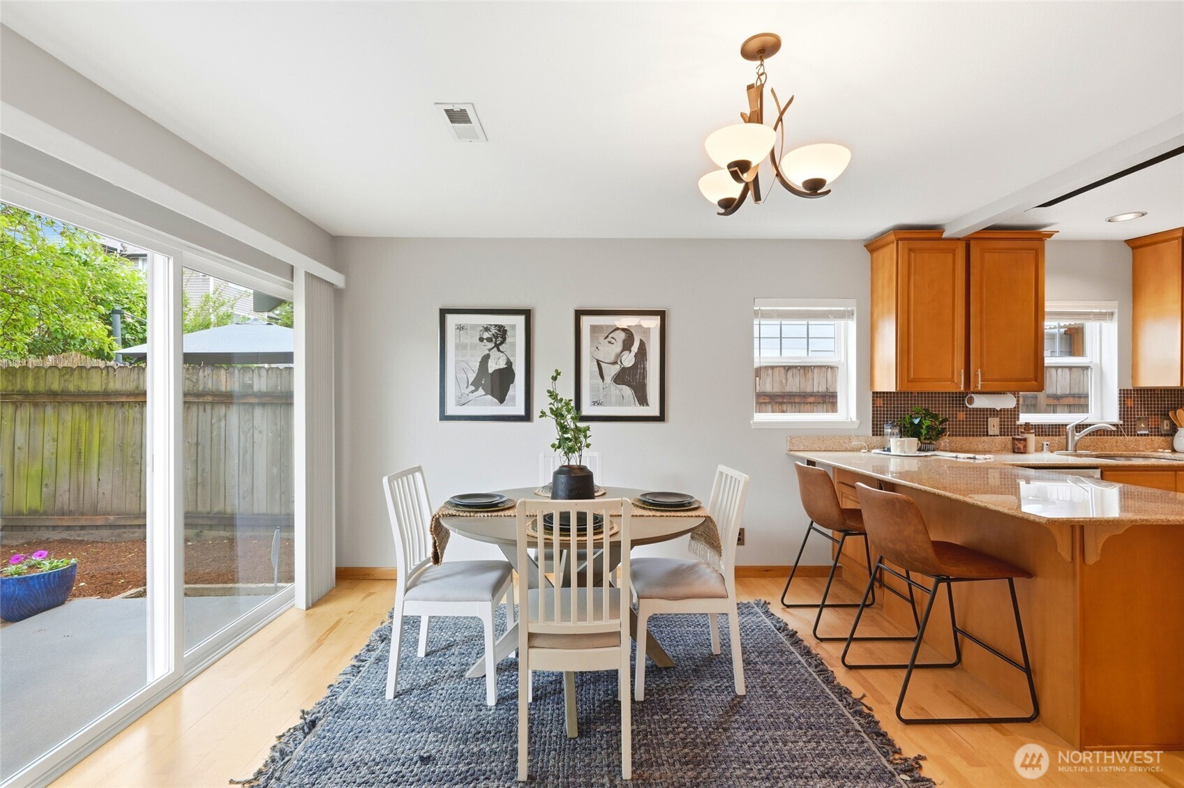 2712 S Irving Street , Seattle, WA 98144