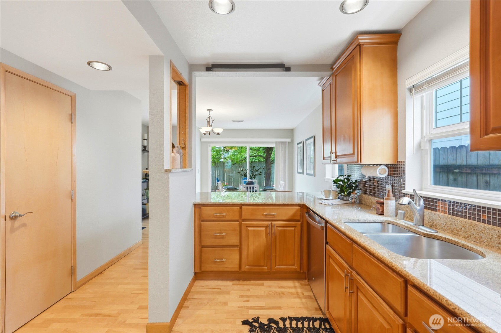2712 S Irving Street , Seattle, WA 98144