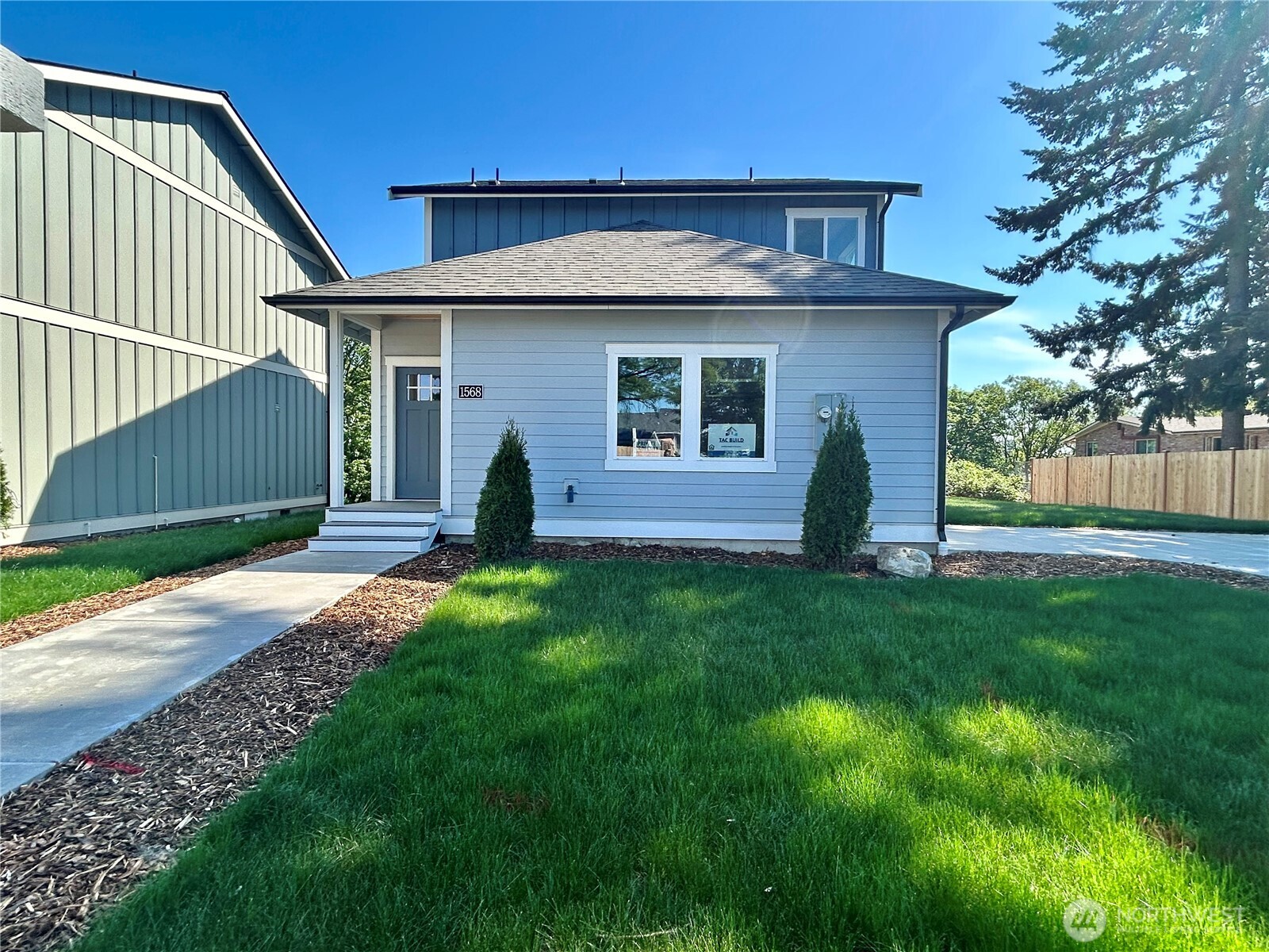 1568 S 28th Street , Tacoma, WA 98409