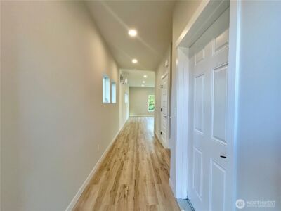 1568 S 28th Street , Tacoma, WA 98409 - Photo 6