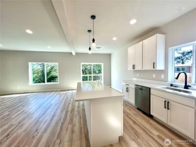 1568 S 28th Street , Tacoma, WA 98409 - Photo 9