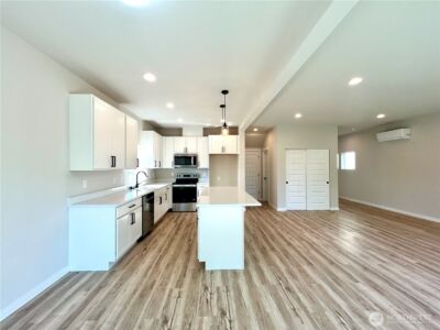1568 S 28th Street , Tacoma, WA 98409 - Photo 10