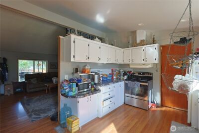 8411 Aspen Court SE, Yelm, WA 98597 - Photo 7