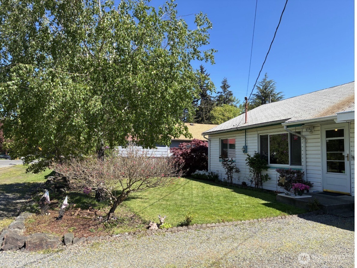 504 10th Avenue , Milton, WA 98354