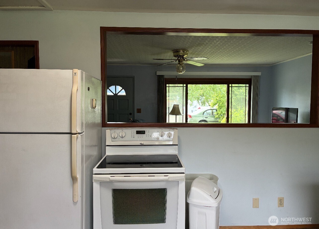 504 10th Avenue , Milton, WA 98354