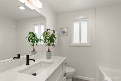 7338 23rd Avenue NE, Seattle, WA 98115 - Photo 16