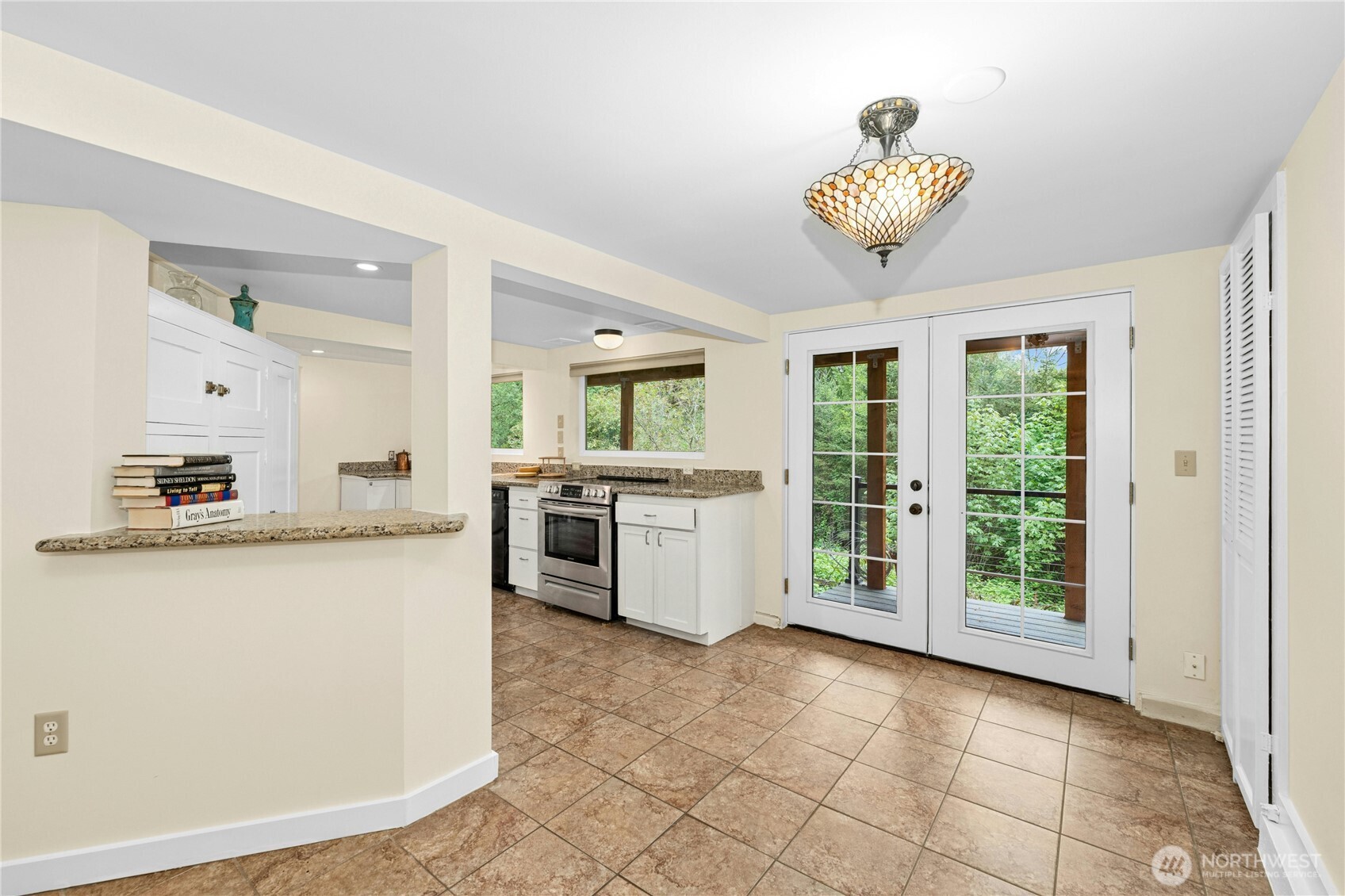 5630 21st Avenue SW, Seattle, WA 98114