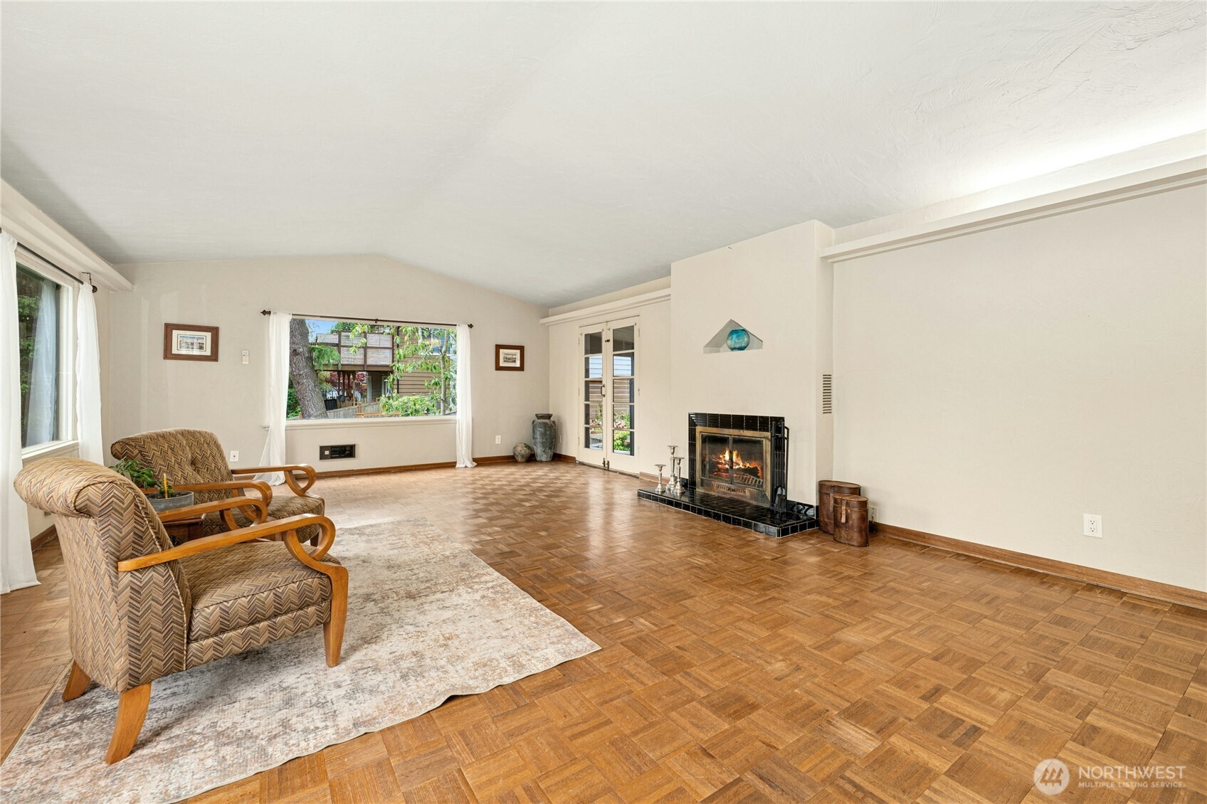 5630 21st Avenue SW, Seattle, WA 98114