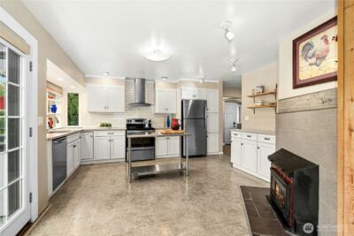 5630 21st Avenue SW, Seattle, WA 98114 - Photo 9