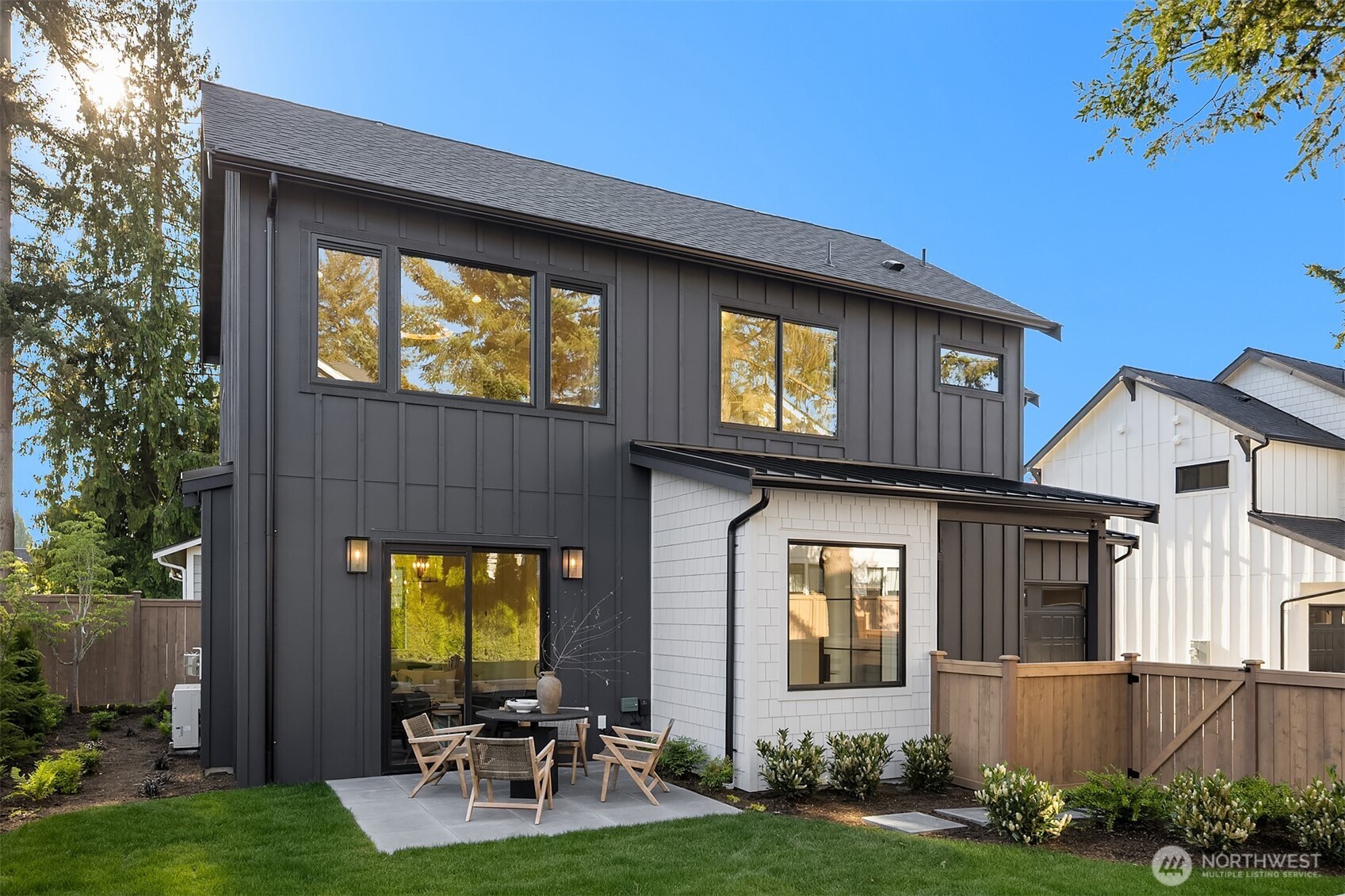 12603 NE 80th Street , Kirkland, WA 98033