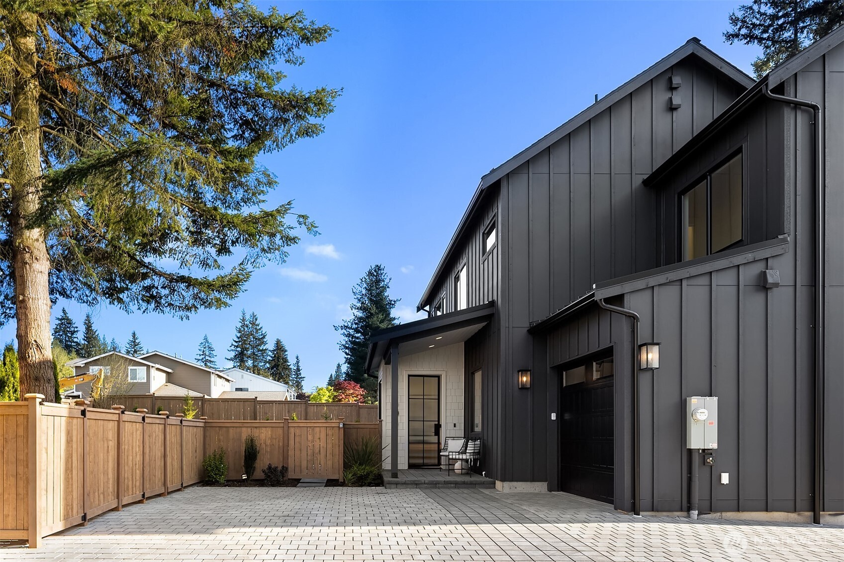 12603 NE 80th Street , Kirkland, WA 98033