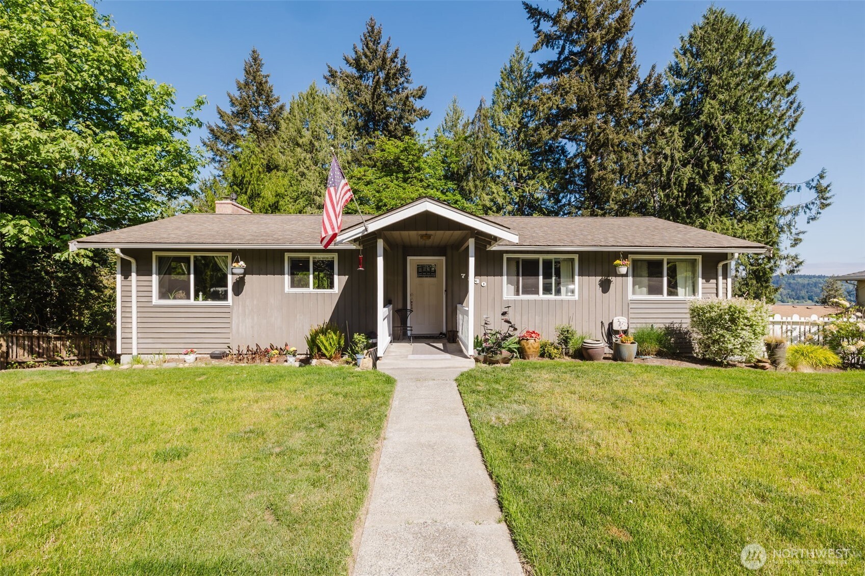 7530 Navajo Trail NE, Bremerton, WA 98311-9432