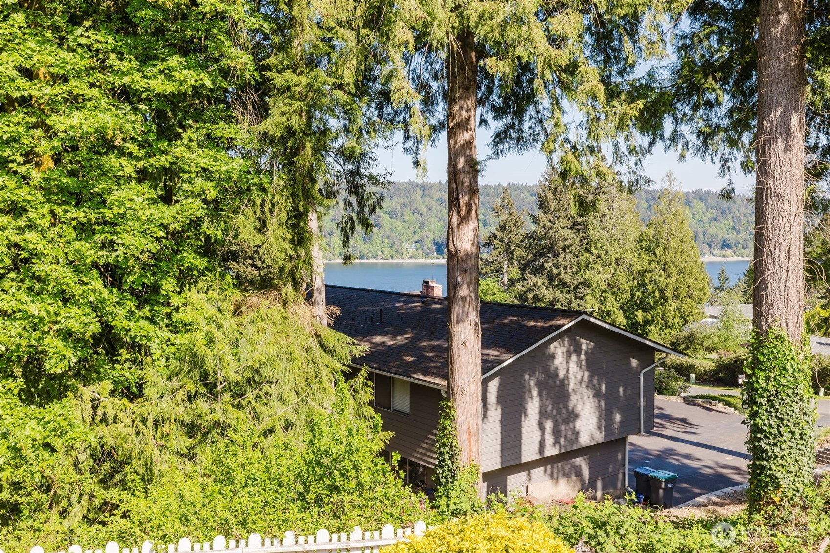 7530 Navajo Trail NE, Bremerton, WA 98311-9432