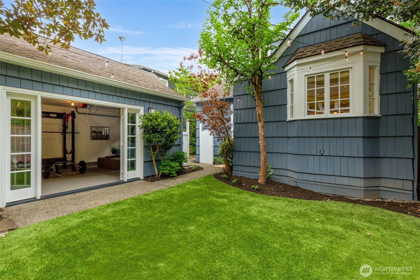 1945 Boyer Avenue E, Seattle, WA 98112