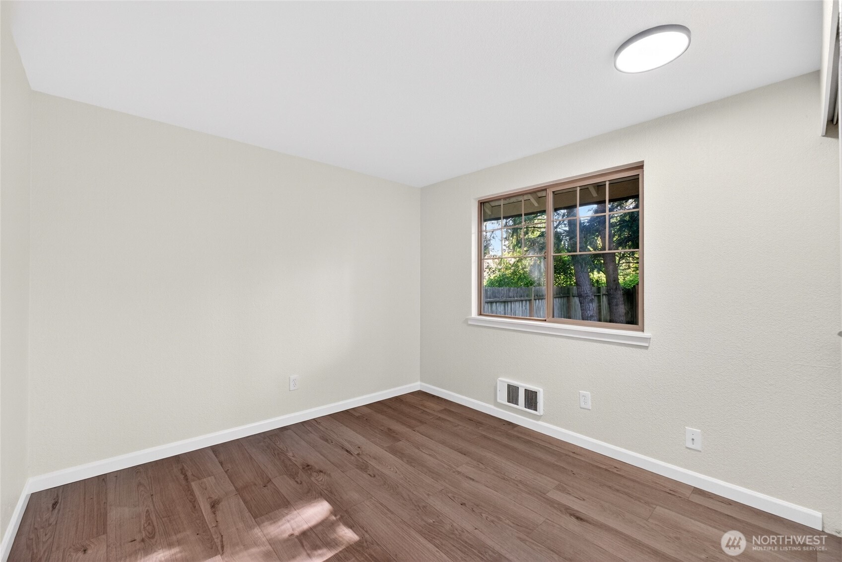 8716 157th St Ct E , Puyallup, WA 98375