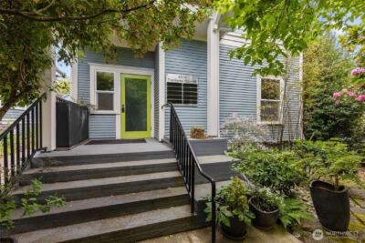 4510 Thackeray NE, Seattle, WA 98105