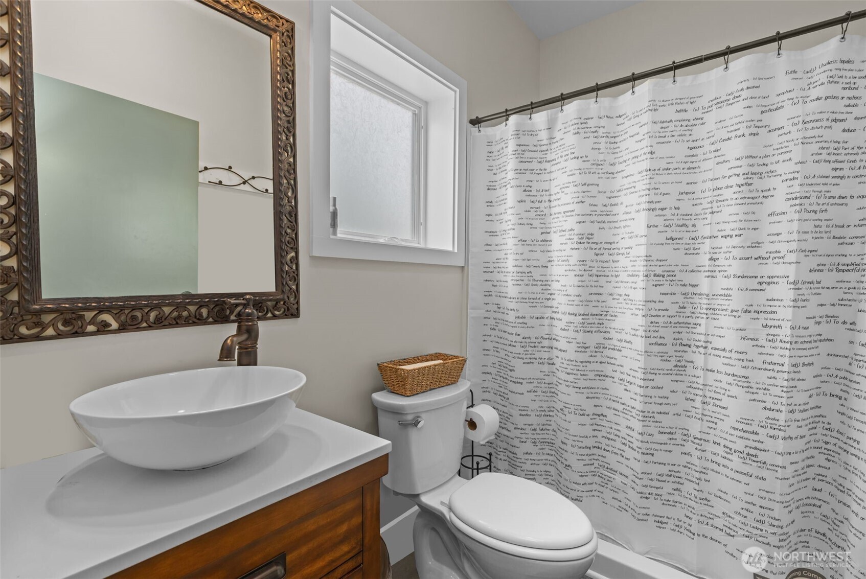 4510 Thackeray NE, Seattle, WA 98105
