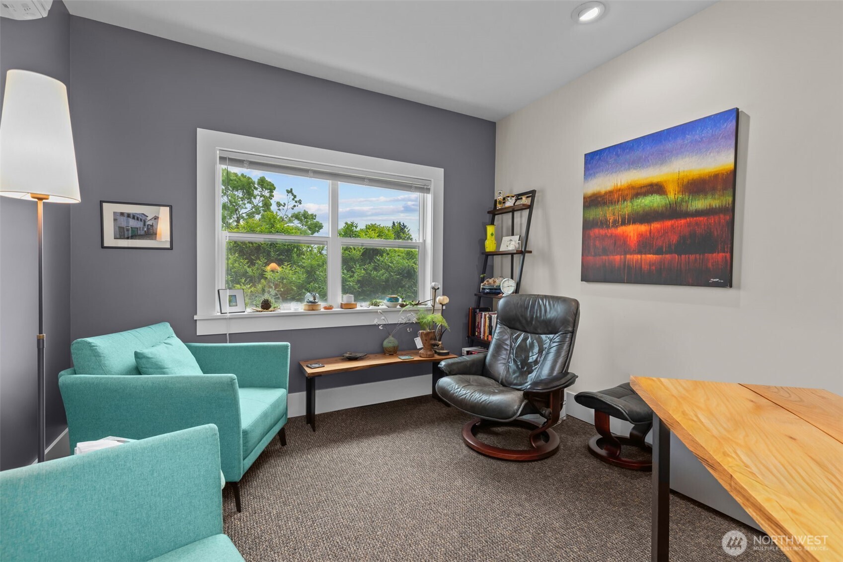 4510 Thackeray NE, Seattle, WA 98105