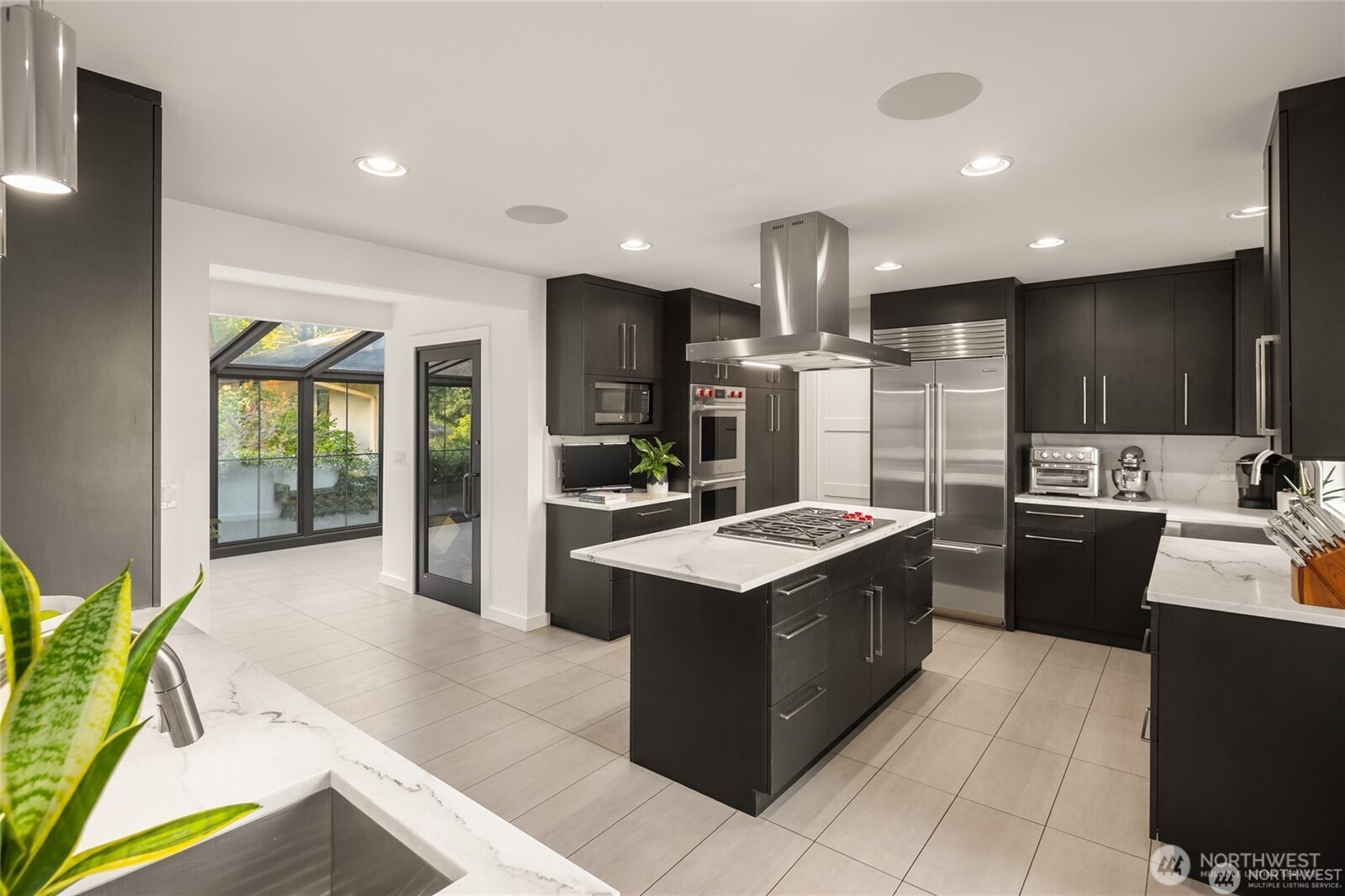 5482 Fletcher Landing NE, Bainbridge Island, WA 98110