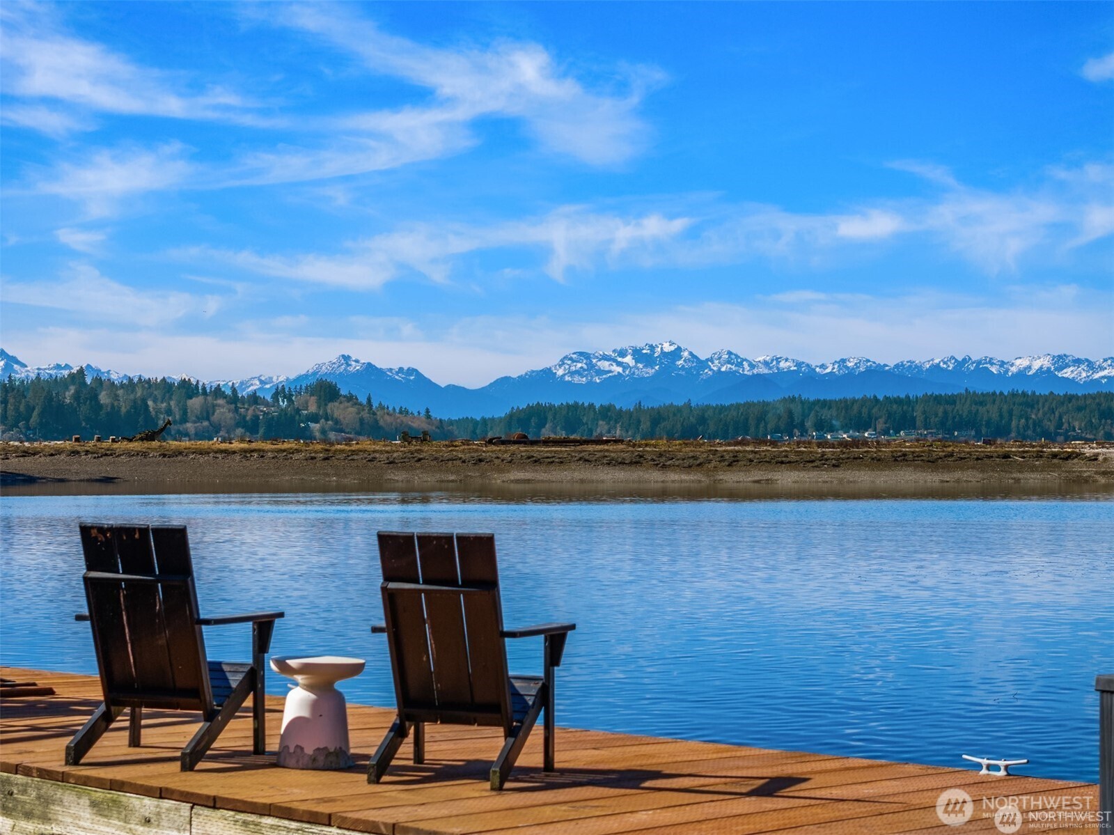 5482 Fletcher Landing NE, Bainbridge Island, WA 98110