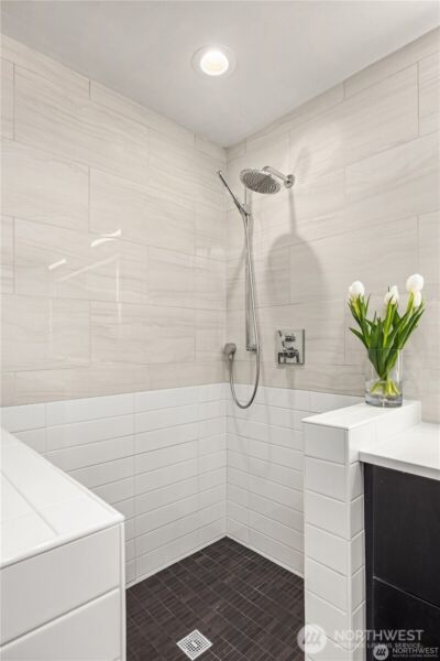 5482 Fletcher Landing NE, Bainbridge Island, WA 98110 - Photo 25