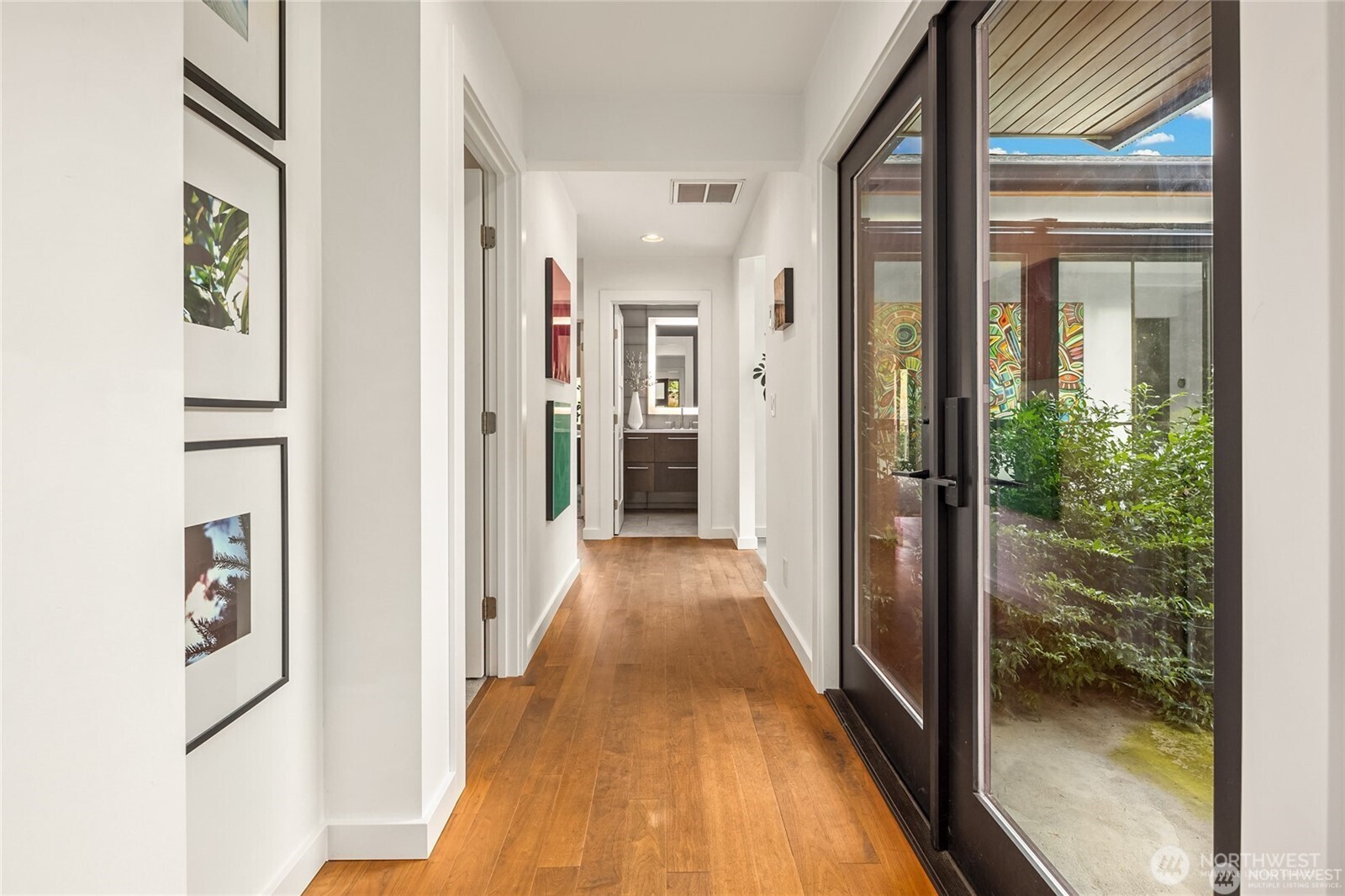 5482 Fletcher Landing NE, Bainbridge Island, WA 98110