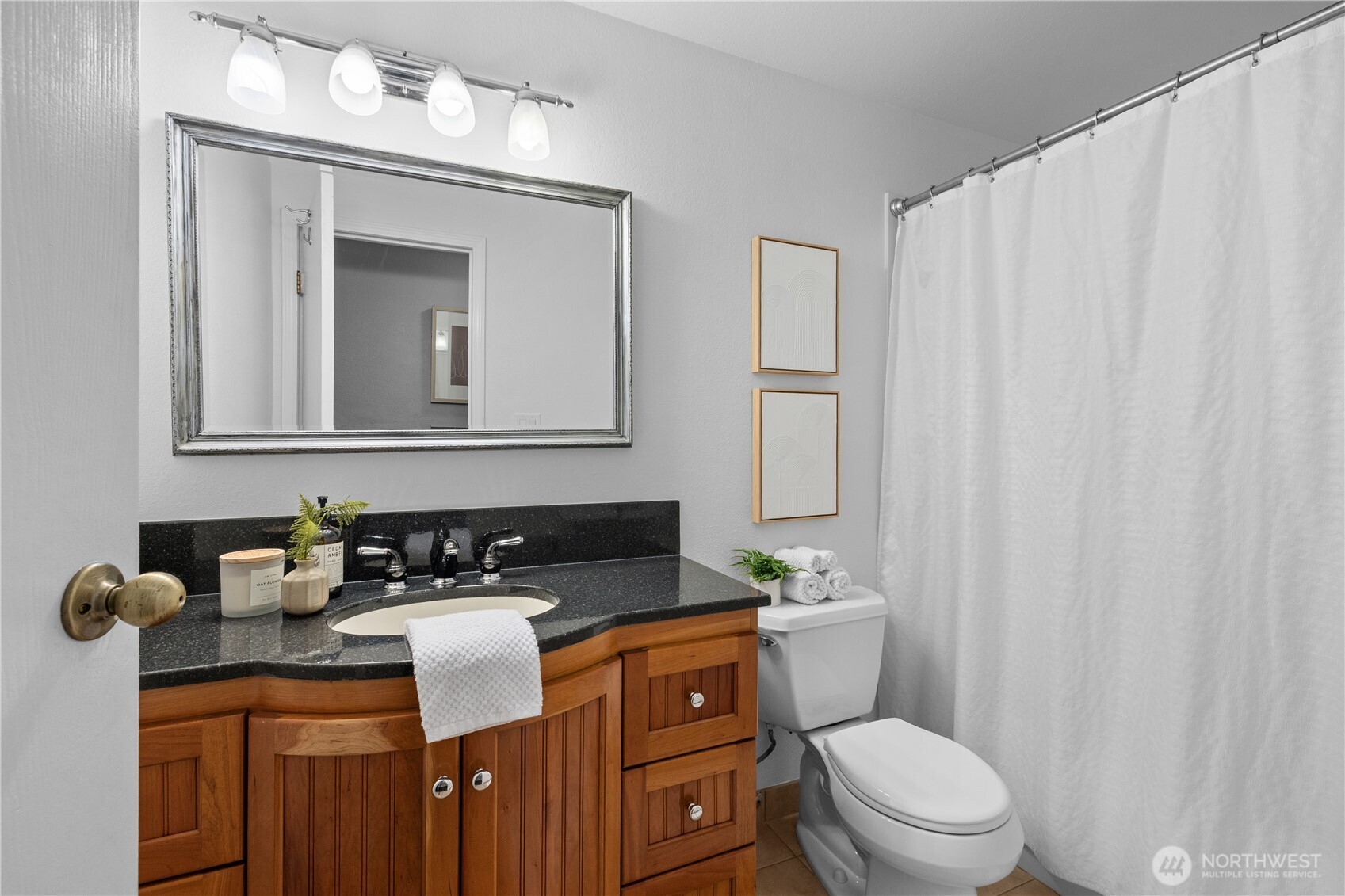 7848 NE 146th Street , Kenmore, WA 98028