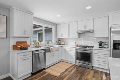 7848 NE 146th Street , Kenmore, WA 98028 - Photo 9